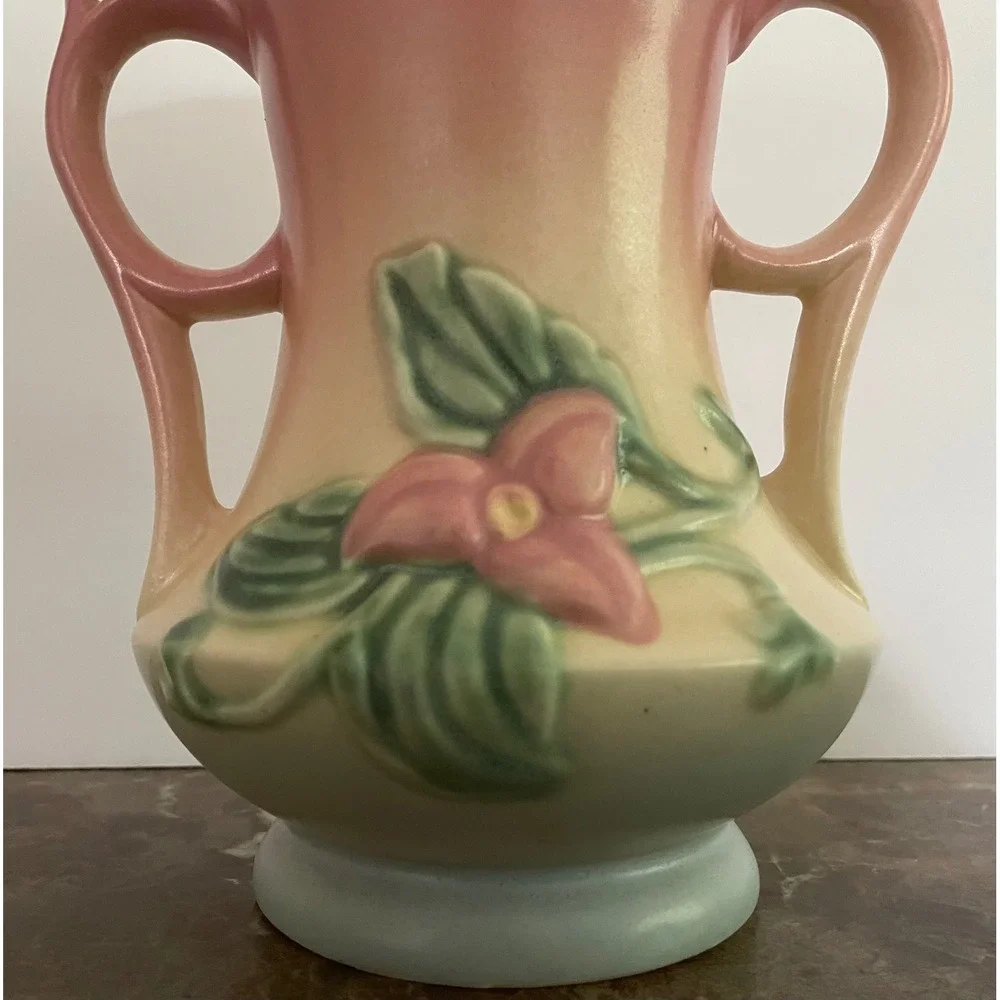 Hull Pottery hull art